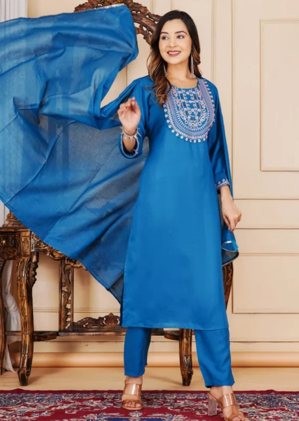 Graceful Women Rayon Kurti